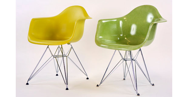 Herman Miller, Vitra versus Modernica – Eiffel bases