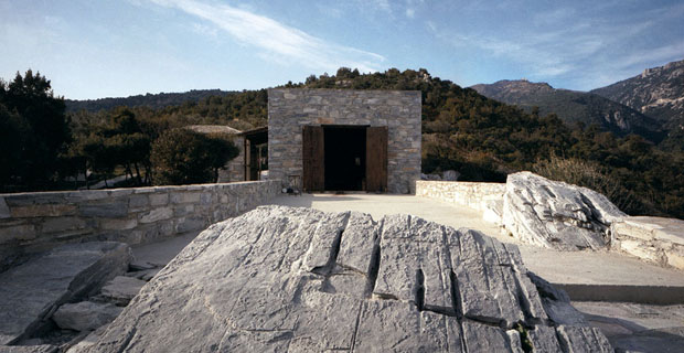 rifugio-pietra-grecia-c