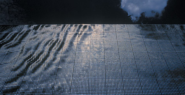 caption: Wind Façade, Technorama Science Center, Winterthur, Switzerland, 2002. Foto: Technorama