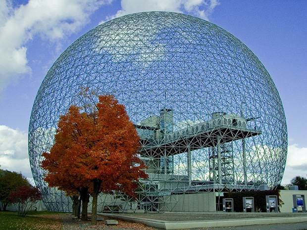 Il padiglione Expo di Montreal di Buckminster Fuller.