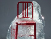 Navy-chair-111-bottiglie-coca-cola
