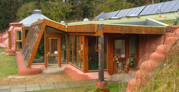 earthship-biotecture-e