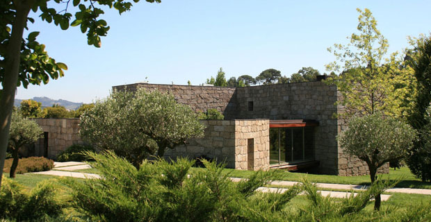 pietra-house-brito-e