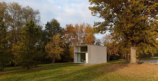 Tiny house immersa nel verde