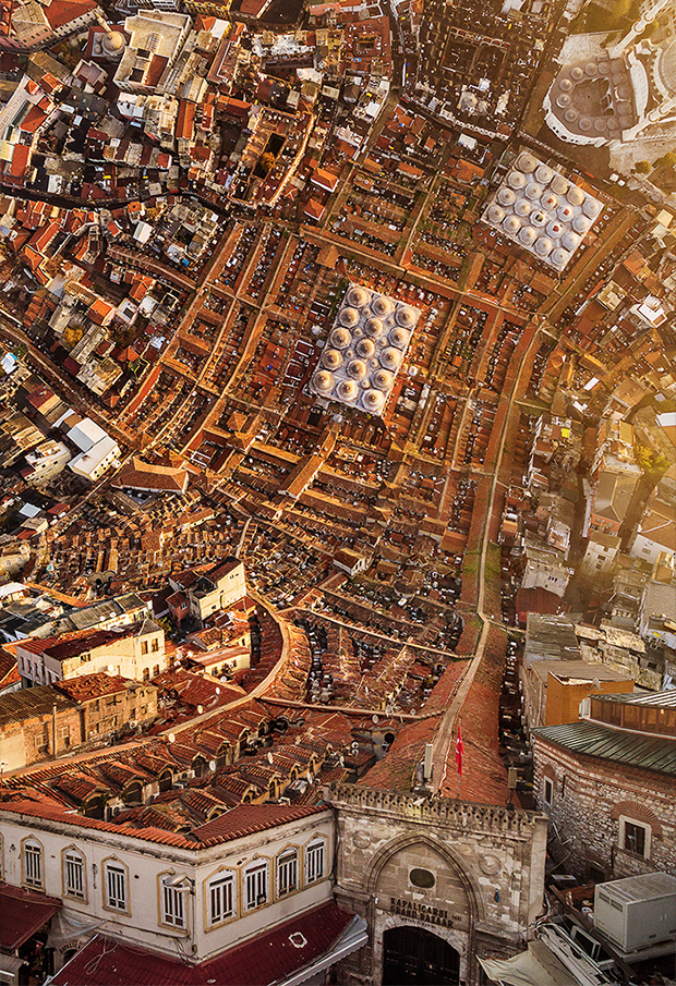 caption: Il grande Bazaar © Aydin Büyüktas