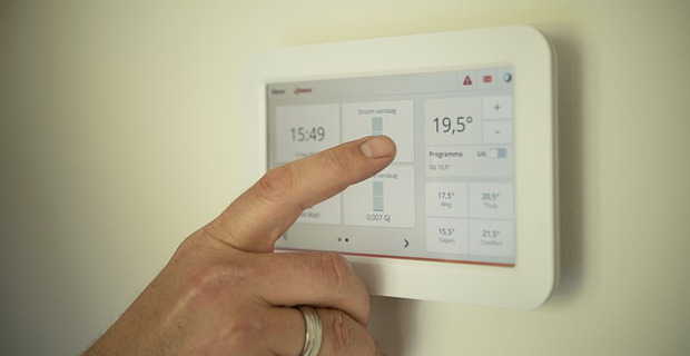 Gli impianti radianti per il riscaldamento di casa possono essere controllati anche con tablet