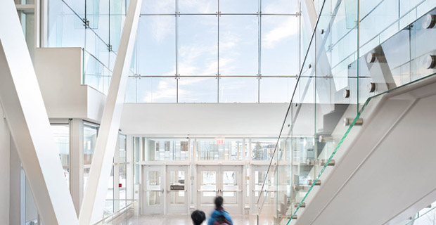 L'interno dell'atrio dell'Università di Calgary