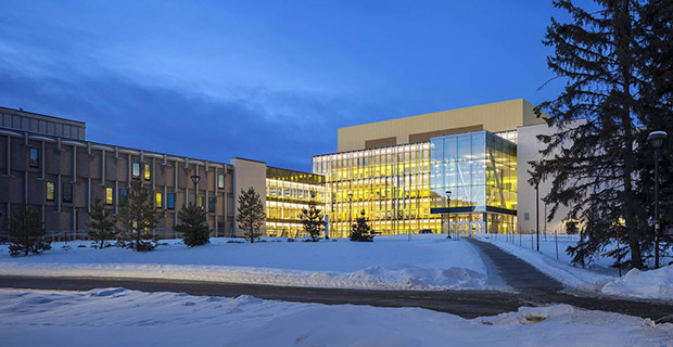 L'ampliamento dell'Università di Calgary per il Canadian Natural Resources Limited Engineering Complex