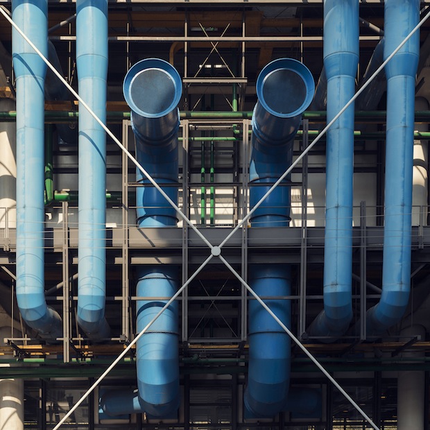 Il Centre Pompidou negli scatti sulle geometrie di Parigi.