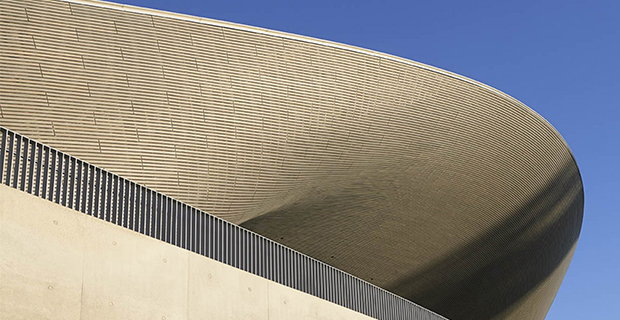 La piscina dell'Aquatics Centre di Londra di Zaha Hadid.