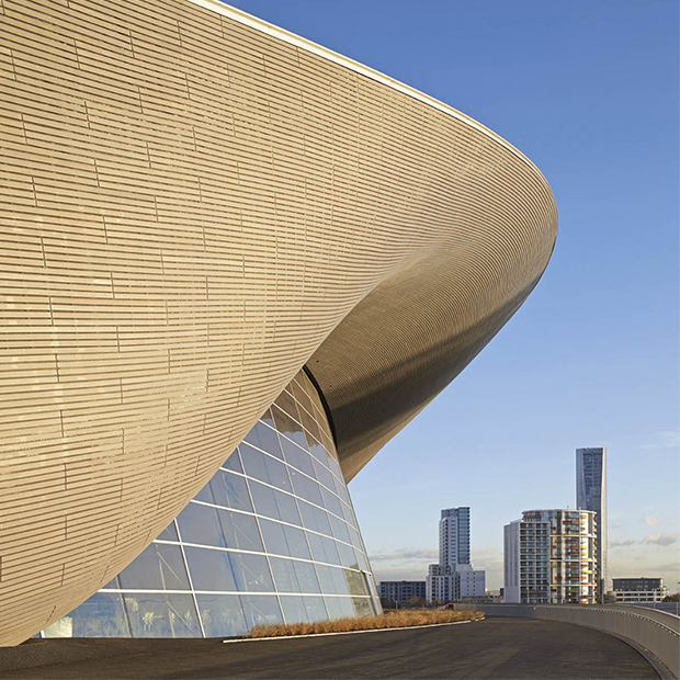 La piscina dell'Aquatic Centre di Londra di Zaha Hadid.