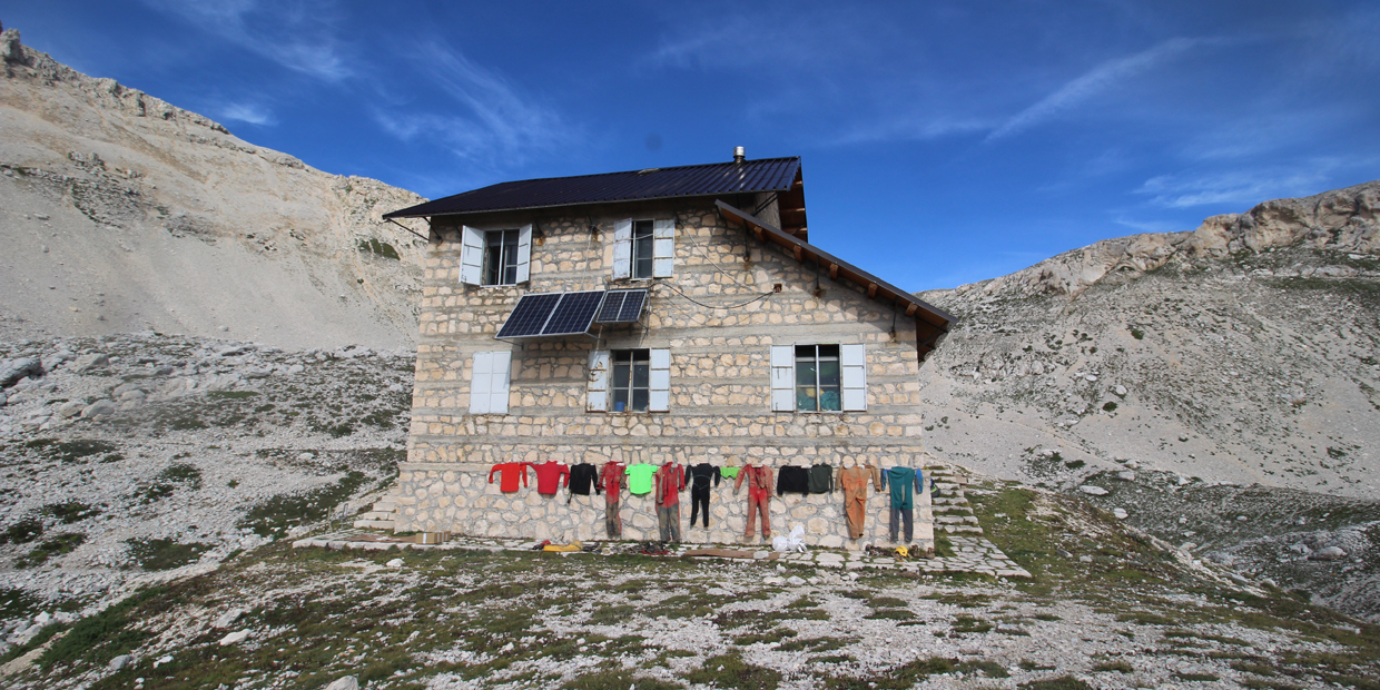 I 10 migliori rifugi montani in Italia per il turismo lento.