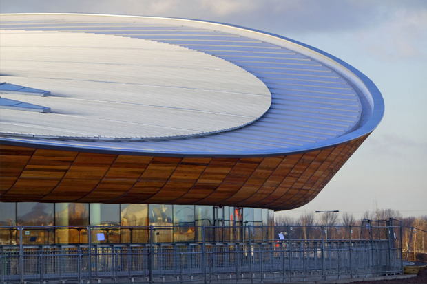 La copertura con lucernari del Velodromo Londra 2012.