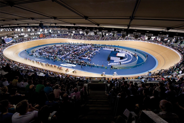 La pista indoor del Velodromo Londra 2012 di Hopkins.