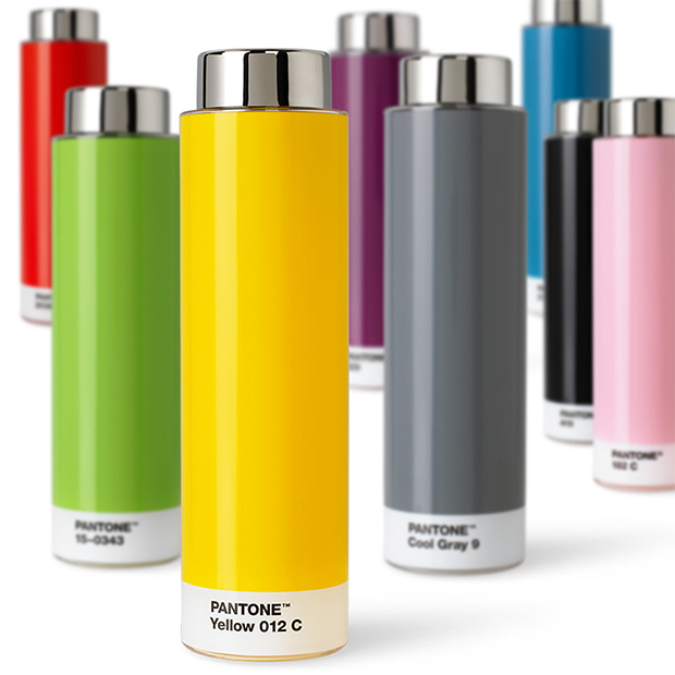 Le coloratissime borracce di design Pantone