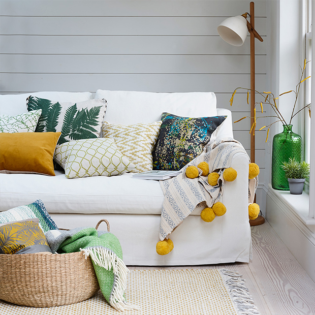 idee per rinnovare il soggiorno usando i cuscini
