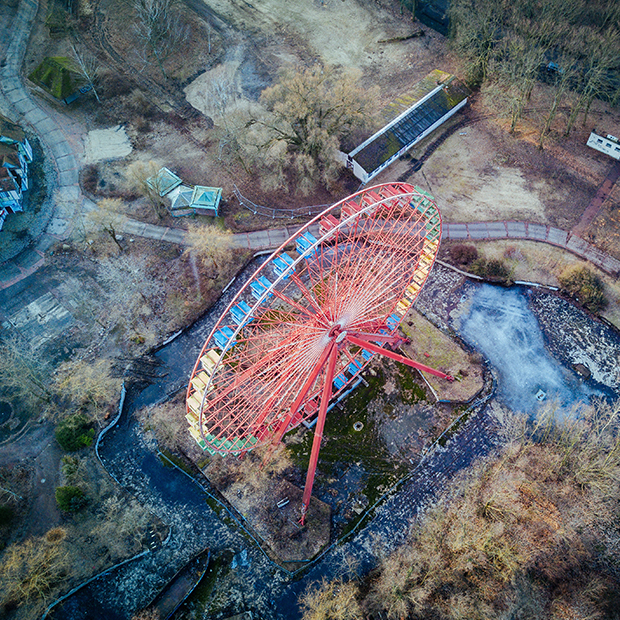  Vista aerea della ruota panoramica dello Spreepark, ©Jaromir Kavan.