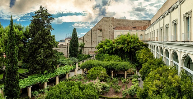  Il Centro Studi sulla Creatività Urbana, con sede nell’antico claustro della cittadella monastica di Suor Orsola, riunirà esperti di ogni provenienza italiana e internazionale.