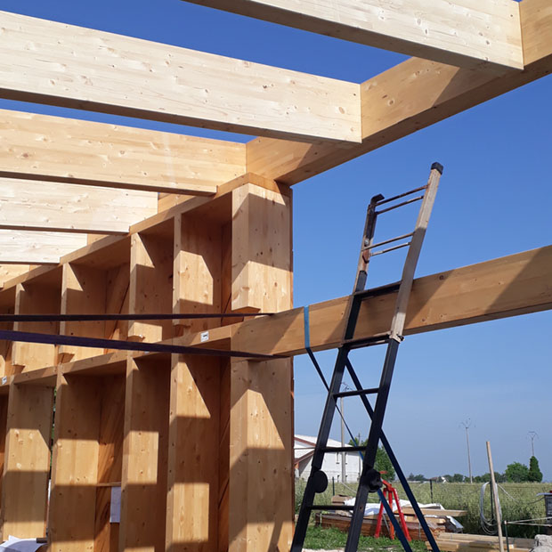  struttura verticale e di copertura in legno massello, progetto per abitazione, Studio Cming, Vigasio, Verona, 2017-2020
