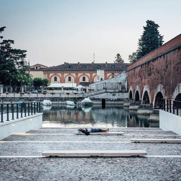 gradonata piazza peschiera garda