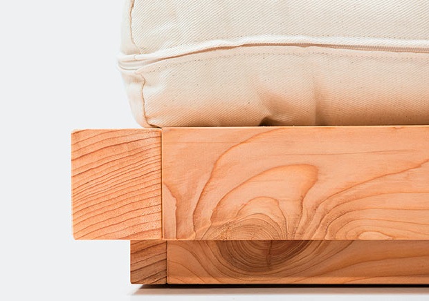 letto legno dettaglio