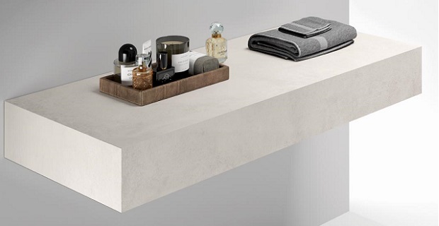 La mensola “Vanity top” della collezione Tailor Made di Ceramiche Piemme.