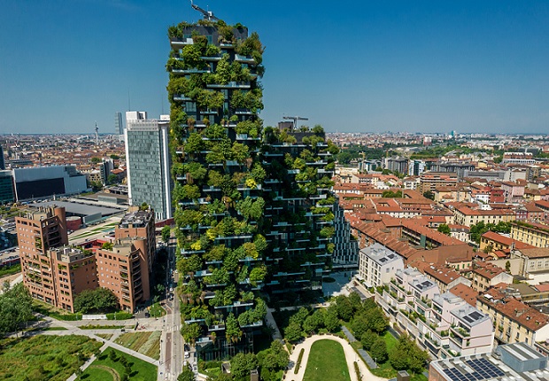 Foto aerea del Bosco Verticale a Milan, nel distretto di Porta Nuova