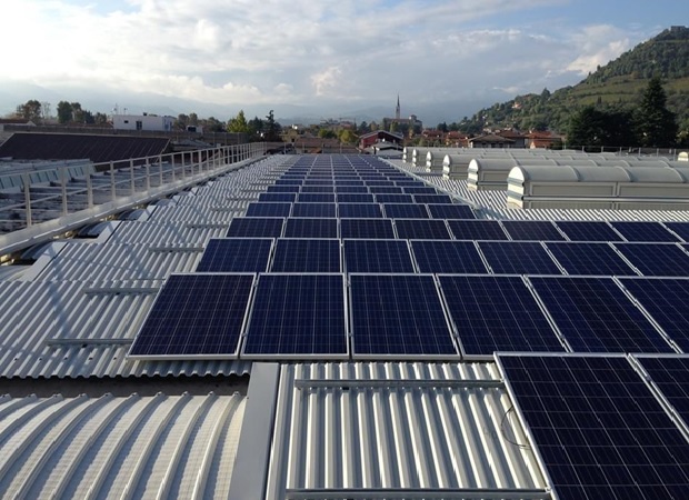 lamiera grecata pannelli fotovoltaici