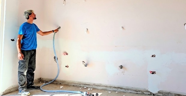 Insufflaggio di resine ureiche