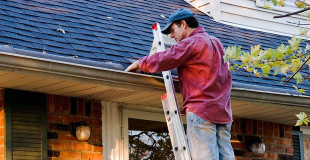 Sicurezza domestica manutenzione tetto